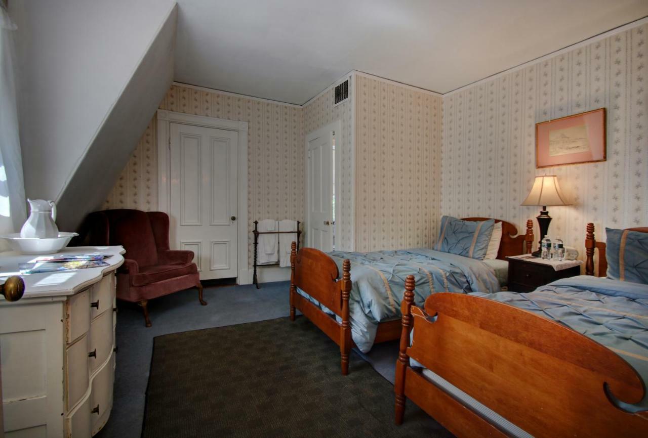 Old Corner Inn Manchester-by-The-Sea Екстериор снимка